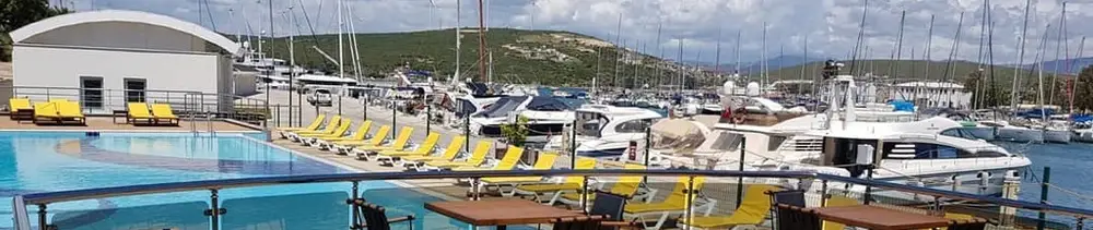 Lighthouse Pool&Pub