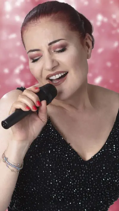 Candan Erçetin
