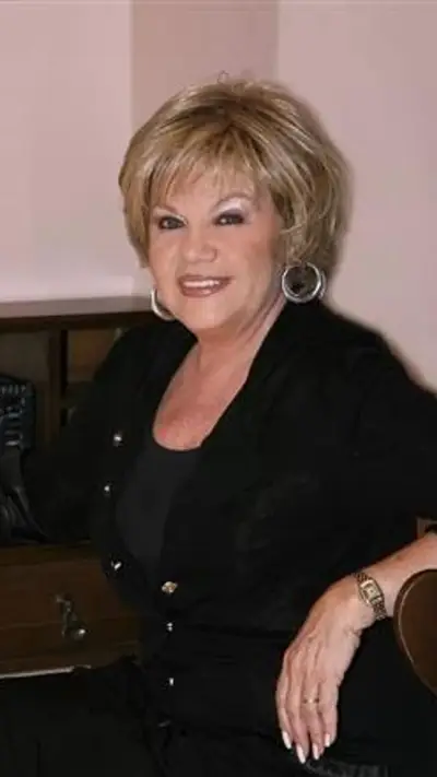 Nevra Serezli