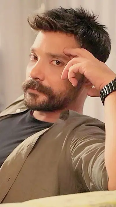 Oğuzhan Uğur