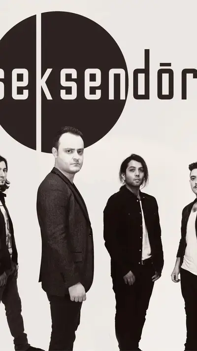 Seksendört